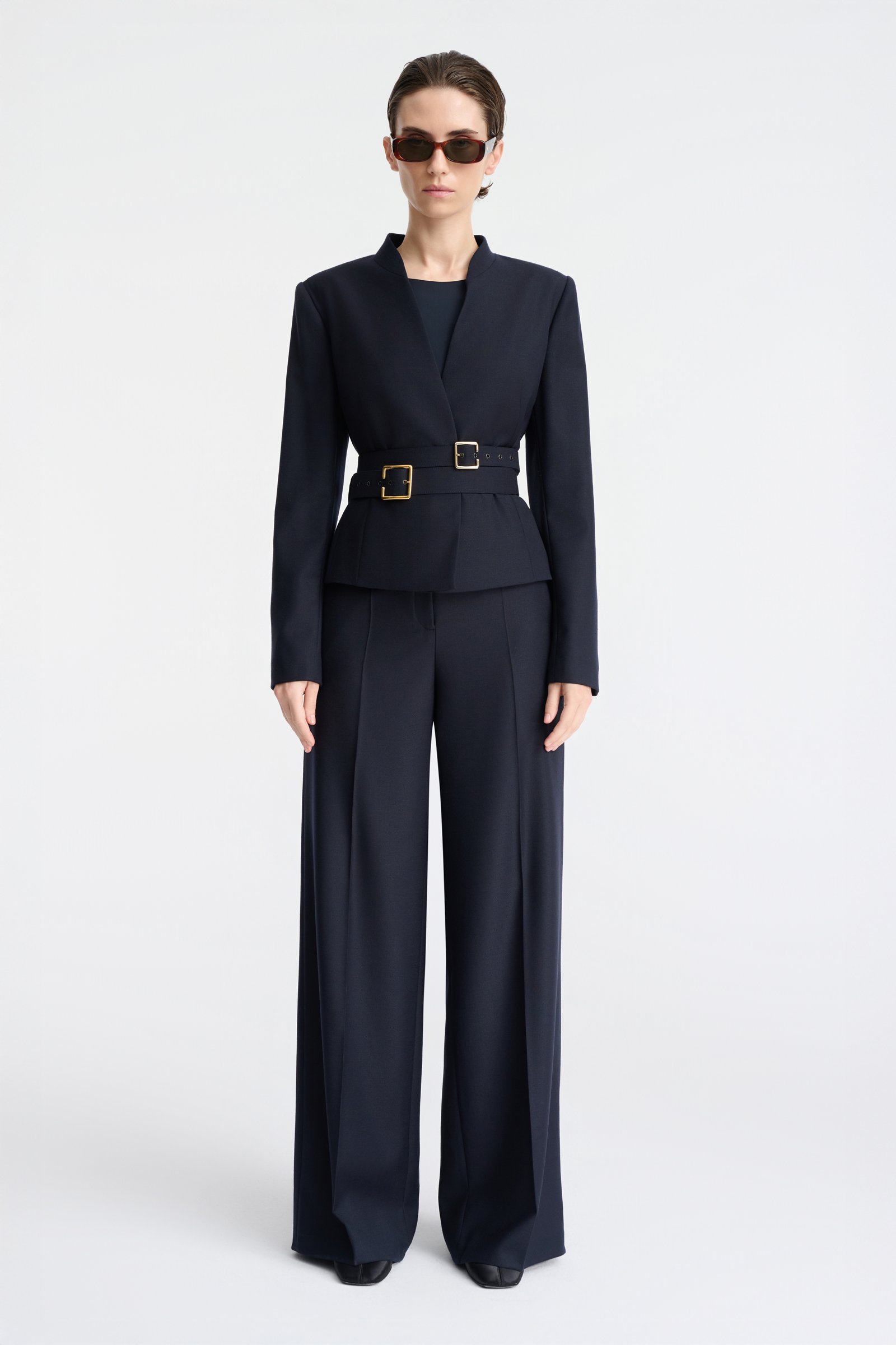 1040/B5 Granatowe spodnie wełniane o szerokich nogawkach 