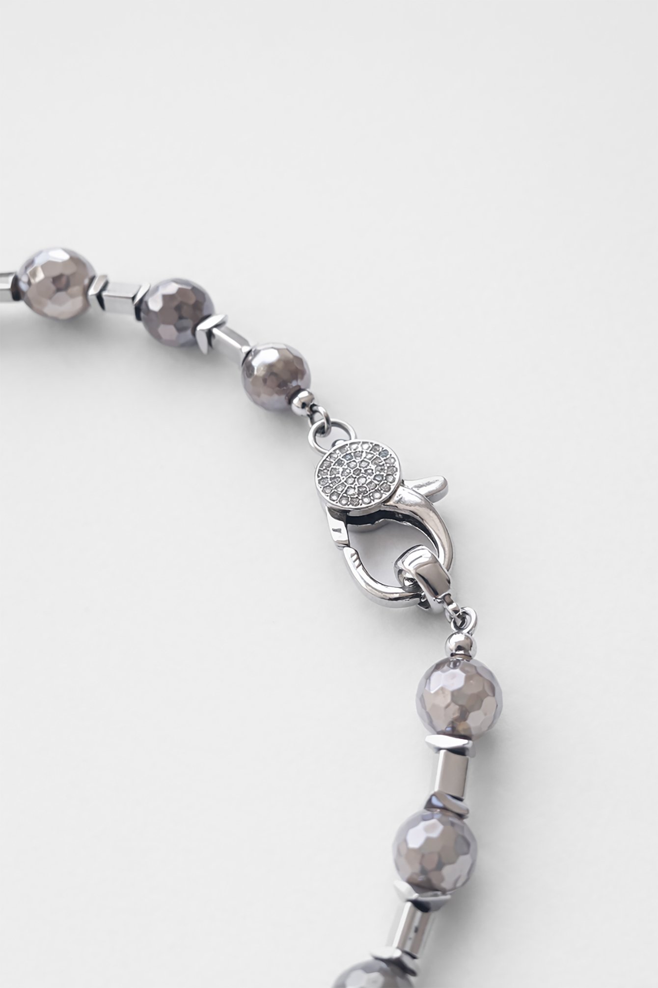 638/B6 A graphite-coloured necklace made from natural stones