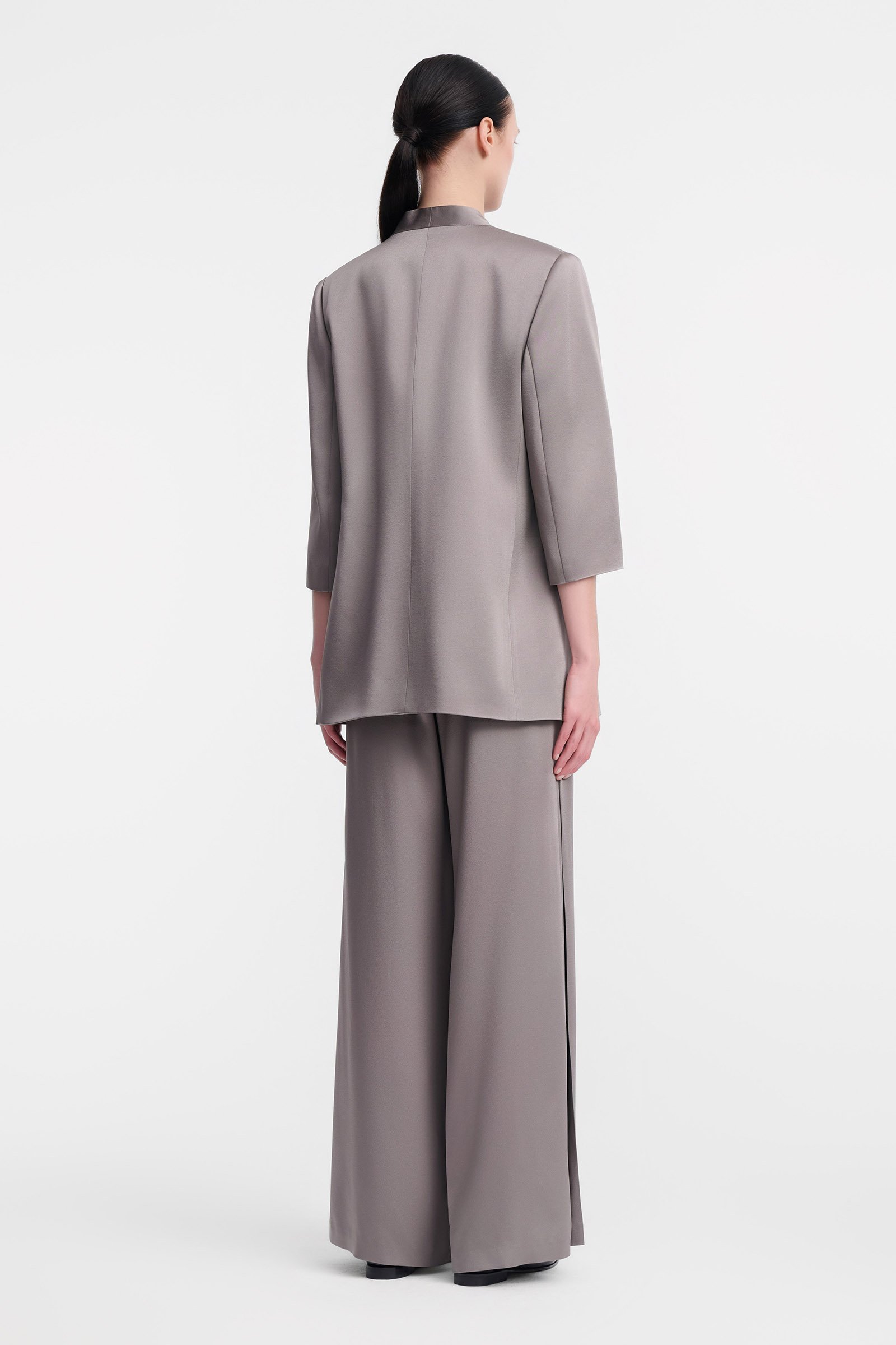 72/B6 Satynowy żakiet w kolorze fango