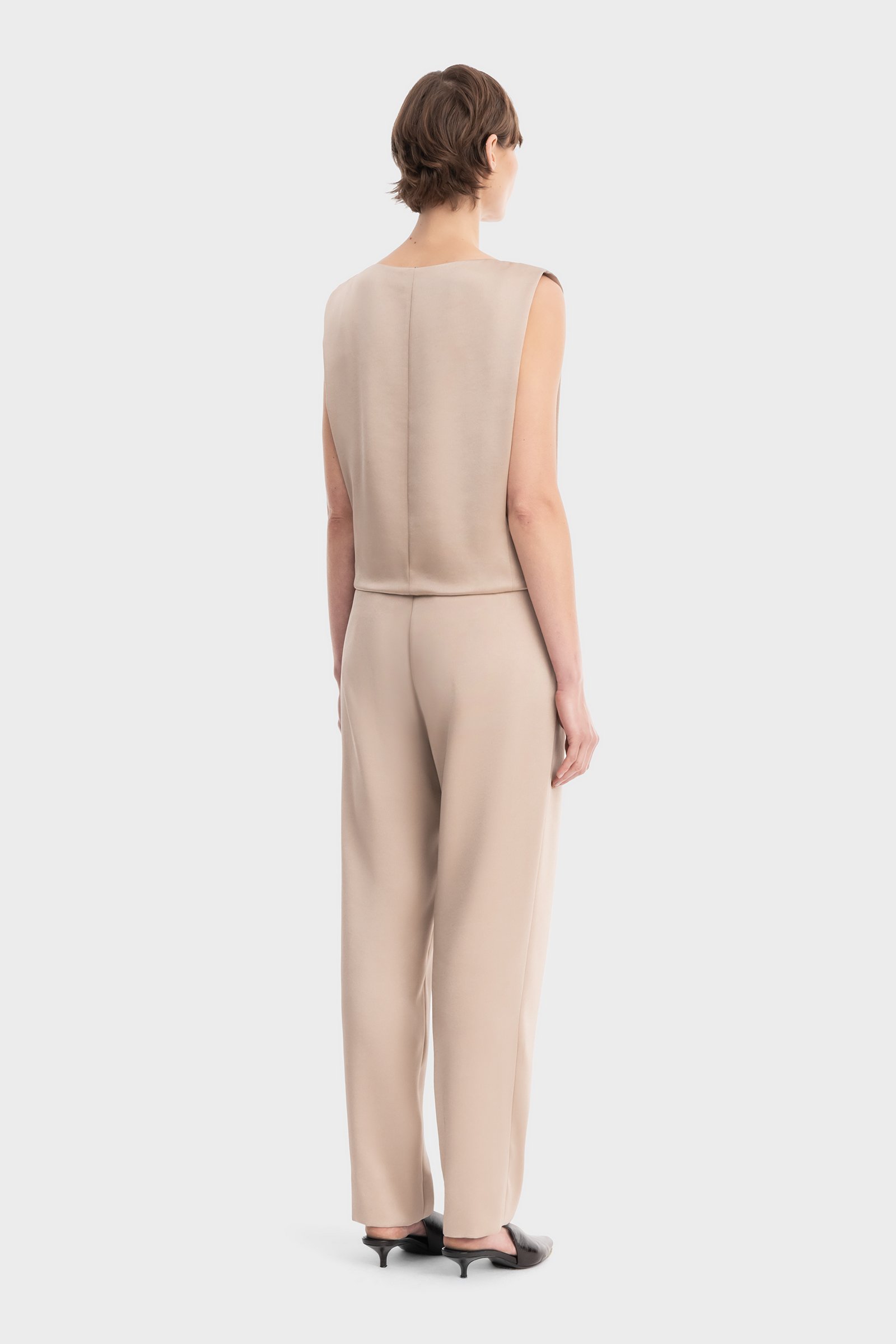 1717/B6 Elegant gold trousers with pleats