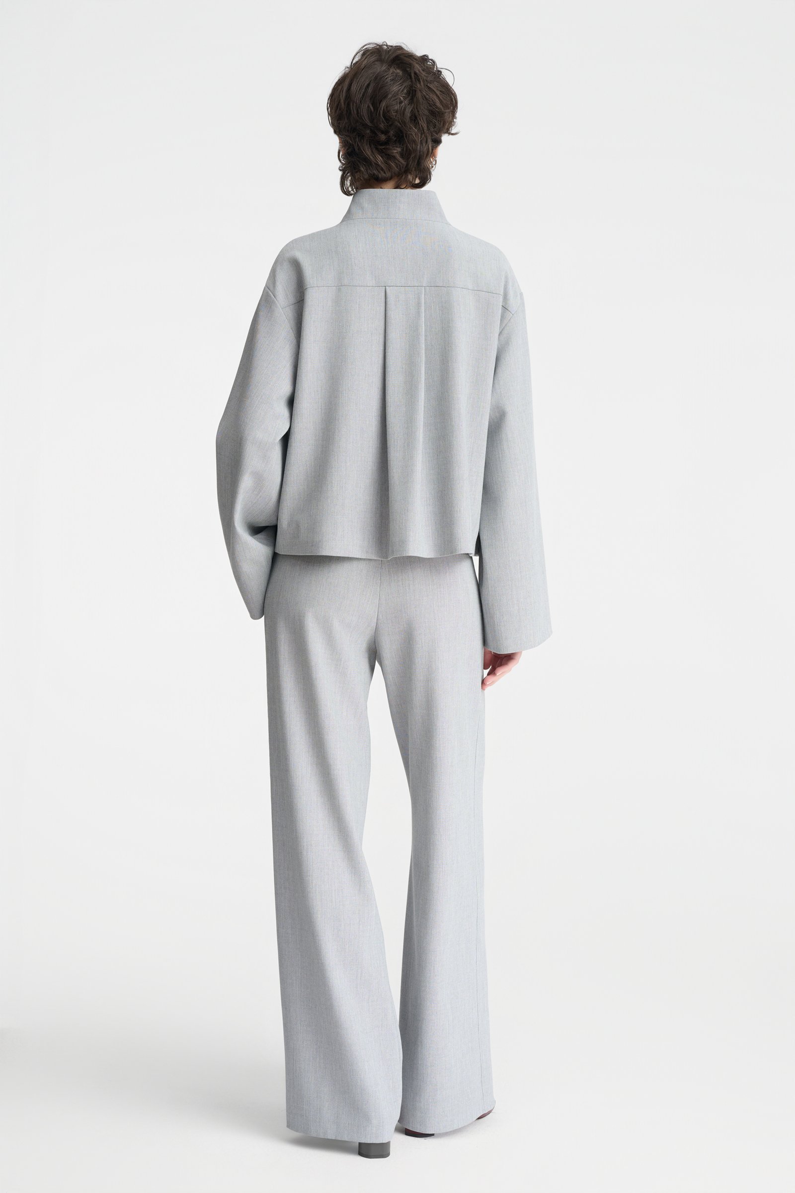 1002/B5 Popielate spodnie o szerokich nogawkach