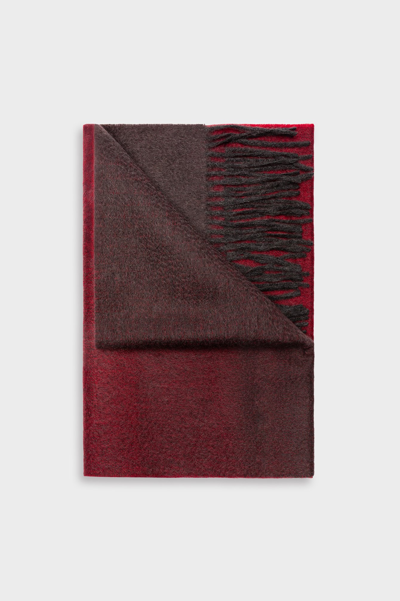 1698/B5 Kaszmirowy szal ombre z frędzlami