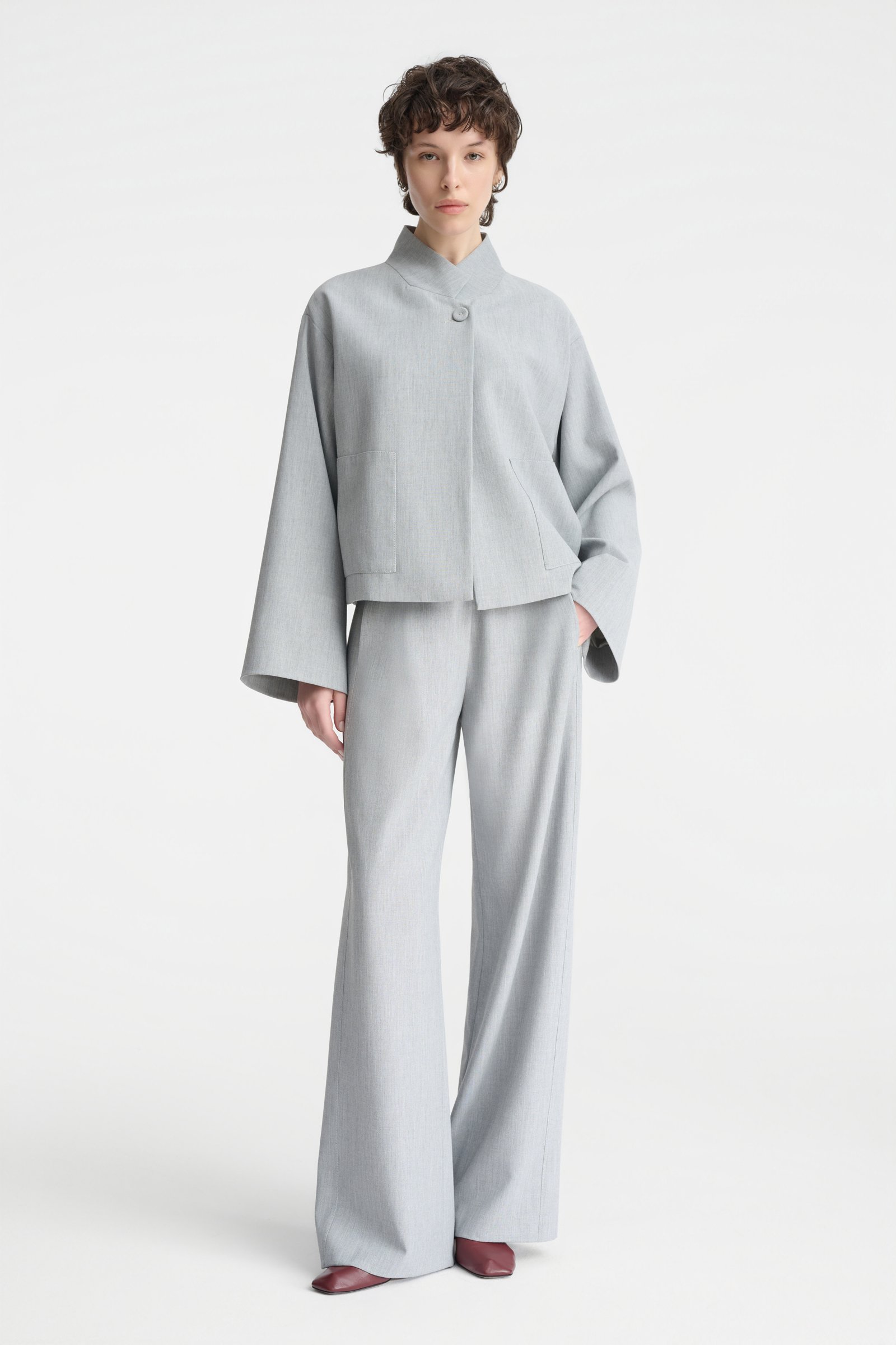 1002/B5 Popielate spodnie o szerokich nogawkach