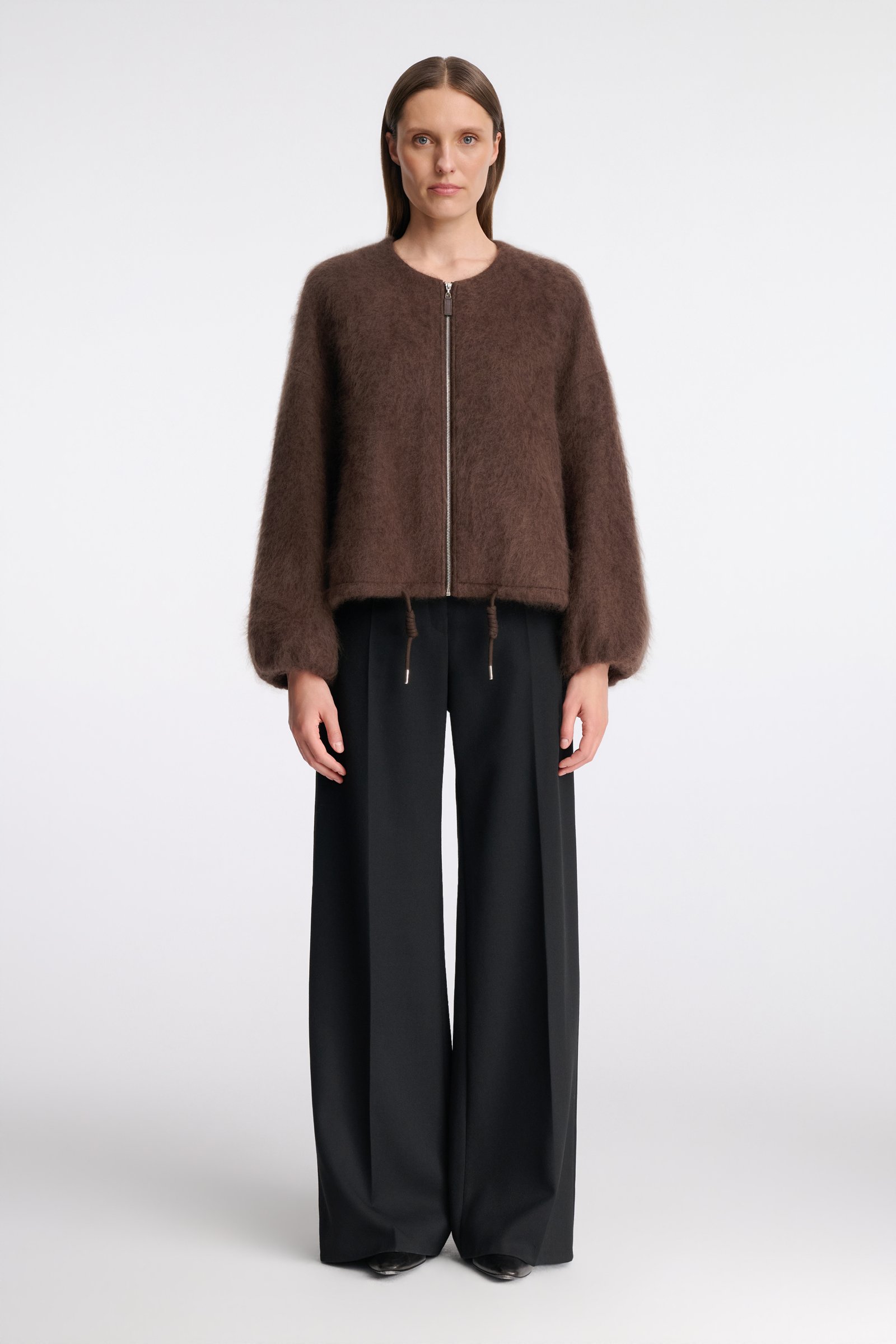 1600/B6 A brown jacket made from merino wool and cashmere