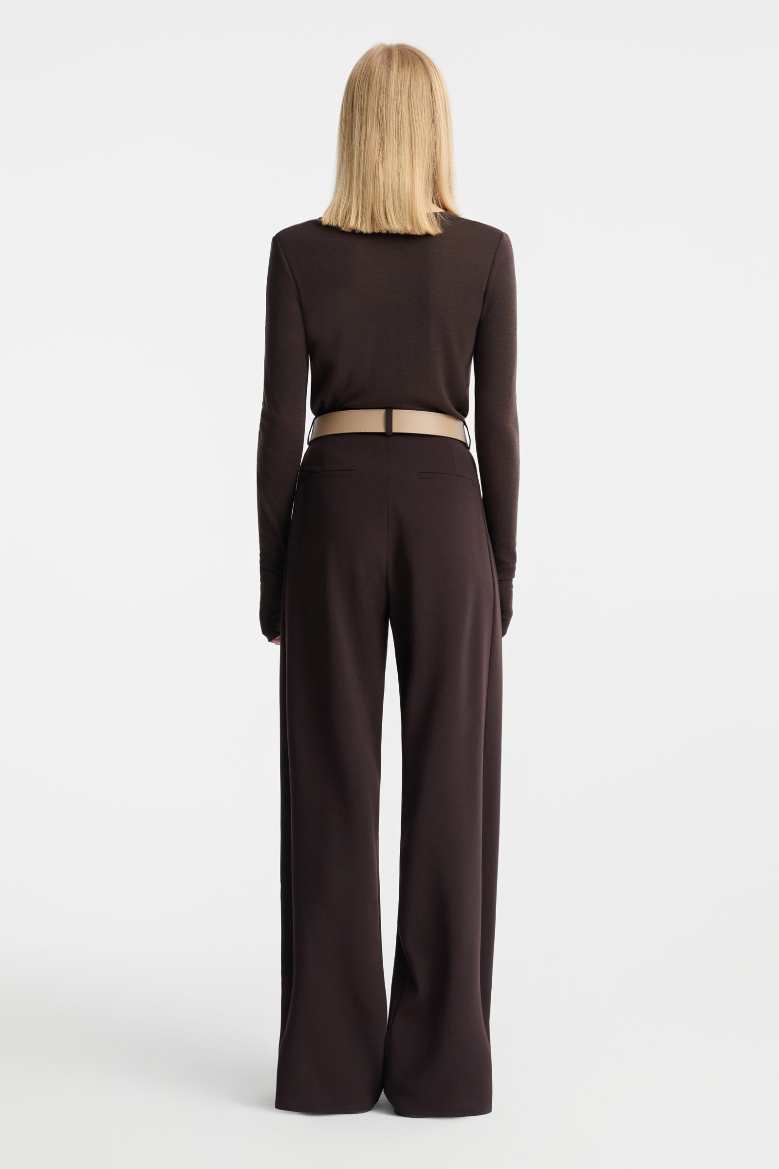 1113/B5 Spodnie w kolorze gorzkiej czekolady z lampasem