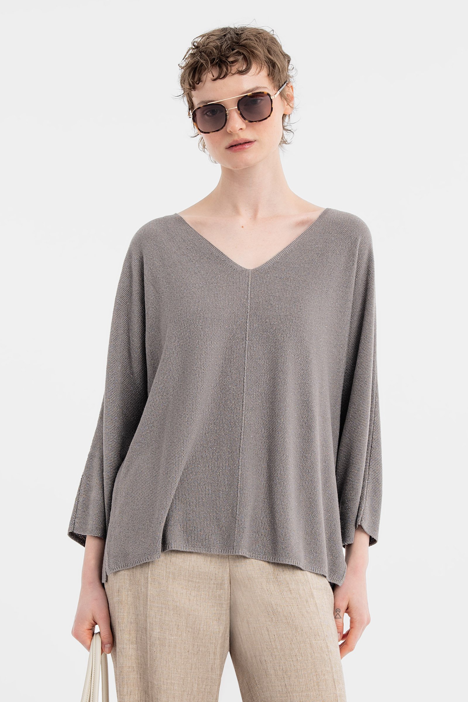 540/B6 Swobodny sweter kolorze fango