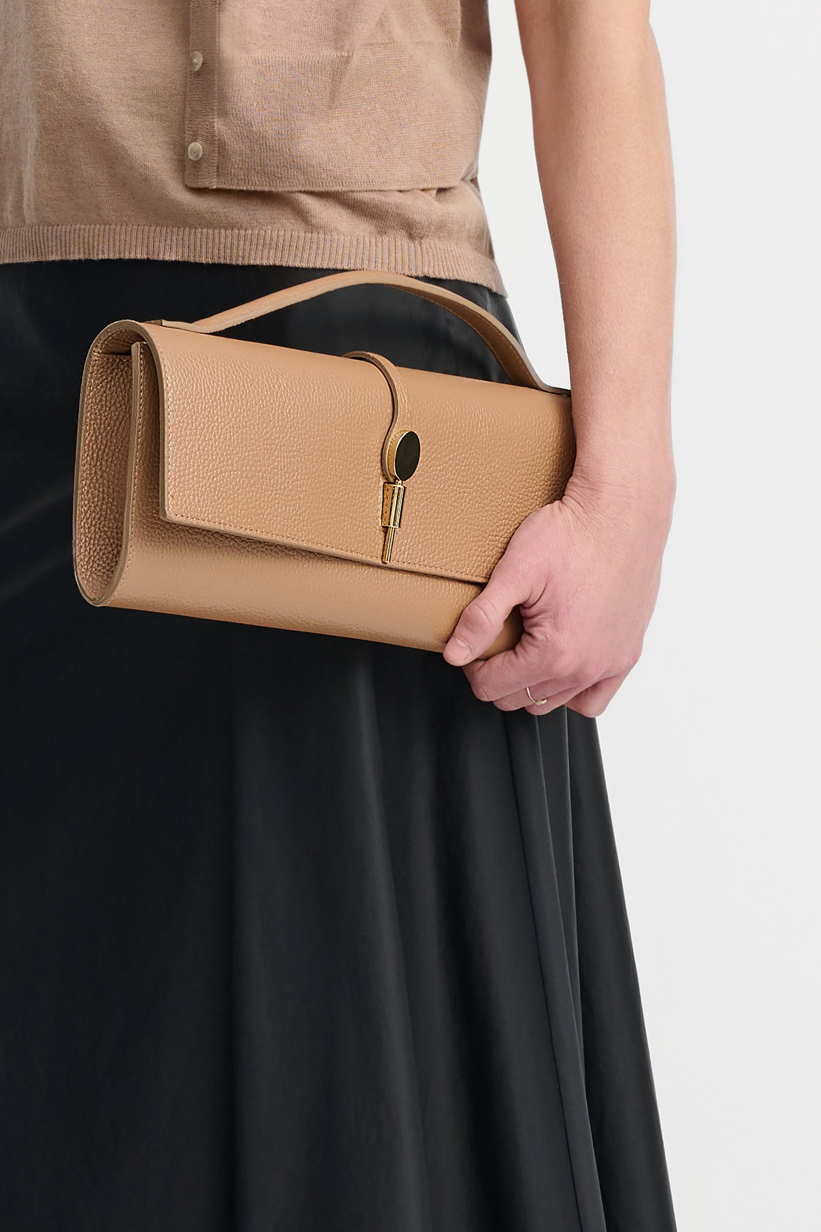 567/B6 Skórzana torba w kolorze karmelowym