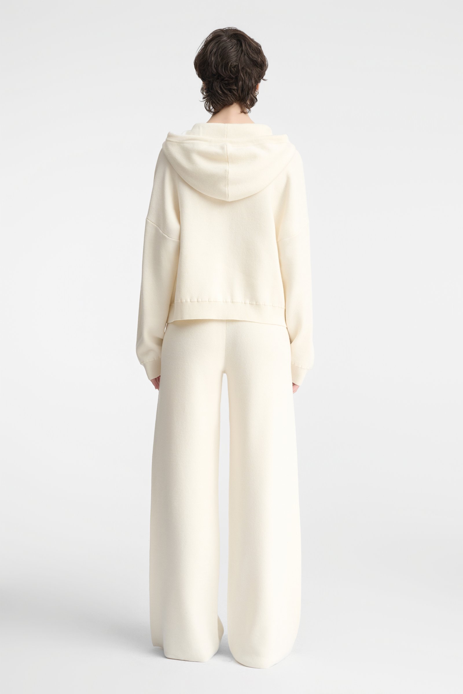 1621/B5 Bluza z kapturem z dzianiny swetrowej w odcieniu ècru