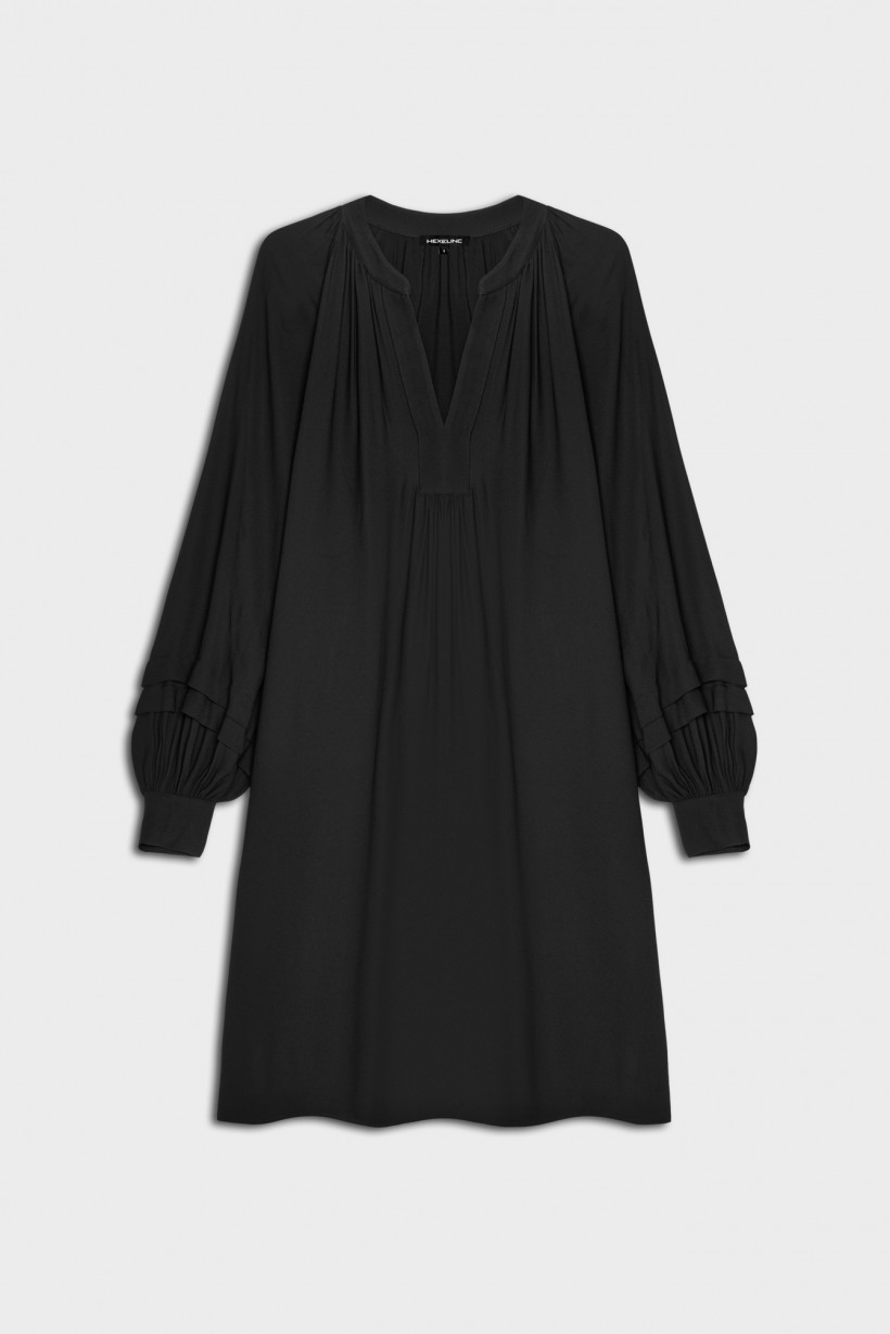 Czarna wiskozowa sukienka o luźnym kroju