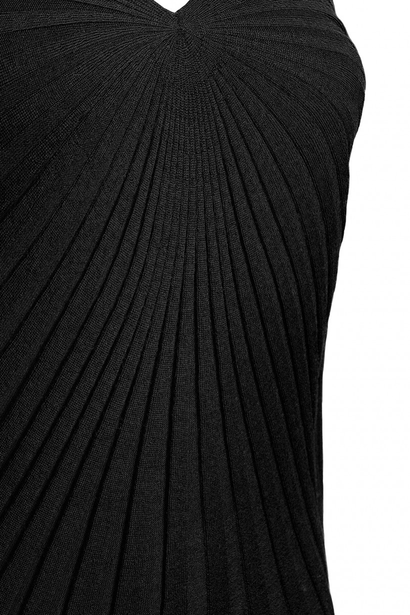 Czarny sweter z wełny merynosa
