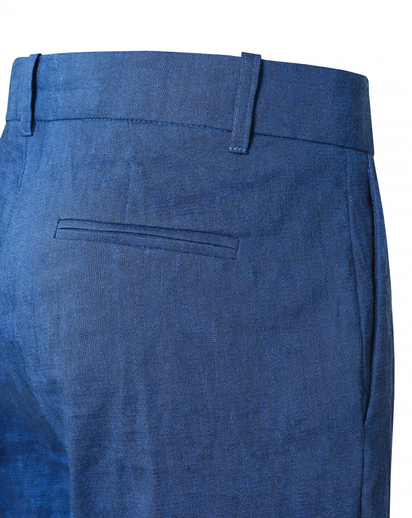 Klasyczne spodnie w kant w kolorze niebieskim