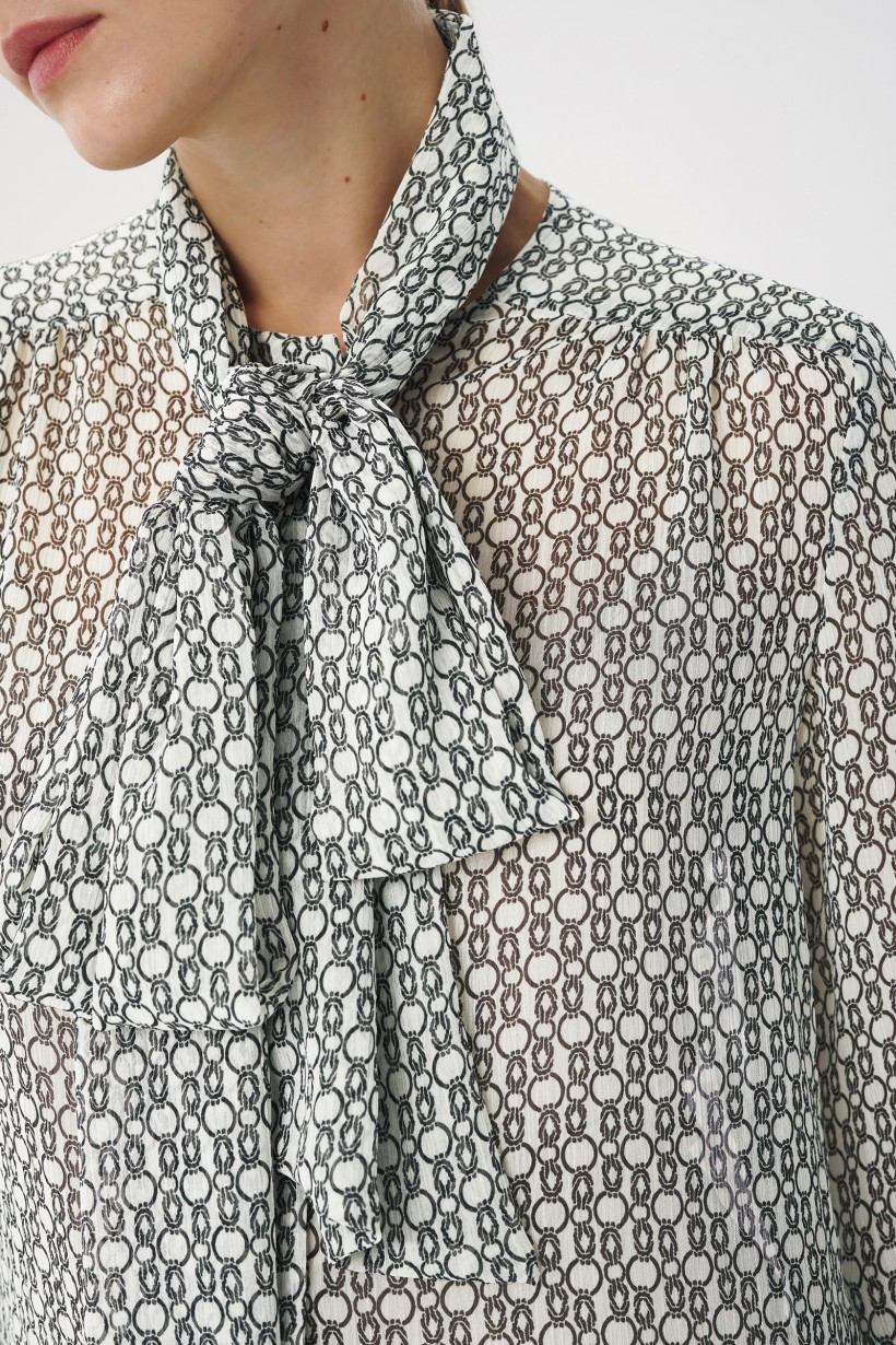 Beżowa bluzka z topem i odpinaną szarfą