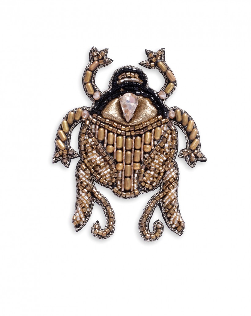 Biżuteryjna broszka w kształcie owada