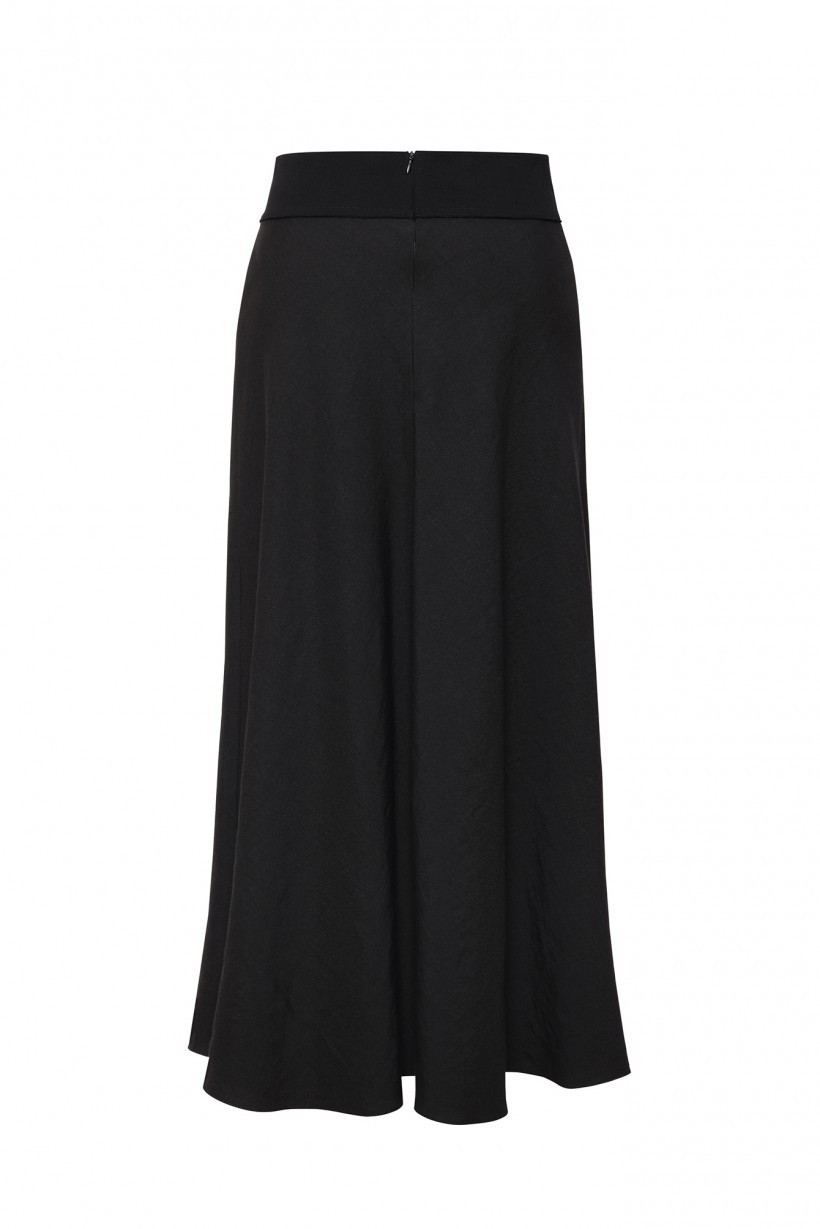 Rozkloszowana maxi spódnica z lnu w kolorze czarnym