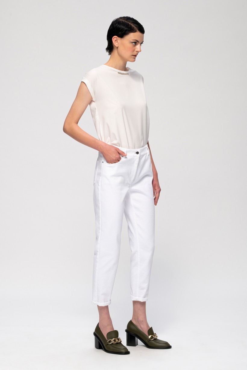 Elegancka bluzka w kolorze białym z satynowym przodem