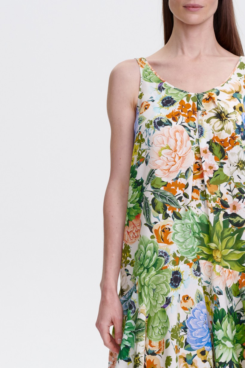 Trapezowa sukienka w kwiaty
