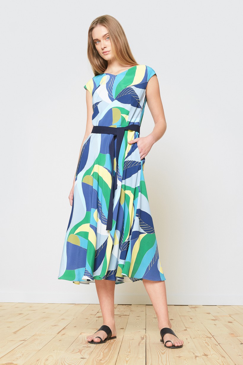Letnia sukienka w kolorowy print z paskiem - Sukienki - Kolekcje Hexeline  Odzież damska