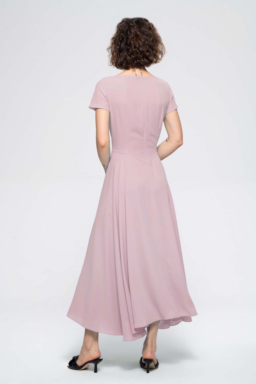 Sukienka maxi w kolorze brudnoróżowym 