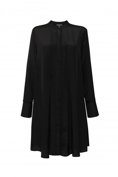 Jedwabna sukienka w kolorze czarnym